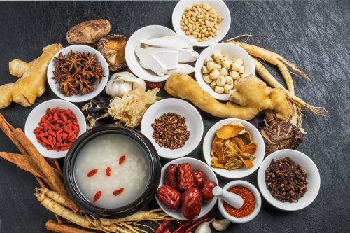 服用中藥期間需規避的食品禁忌